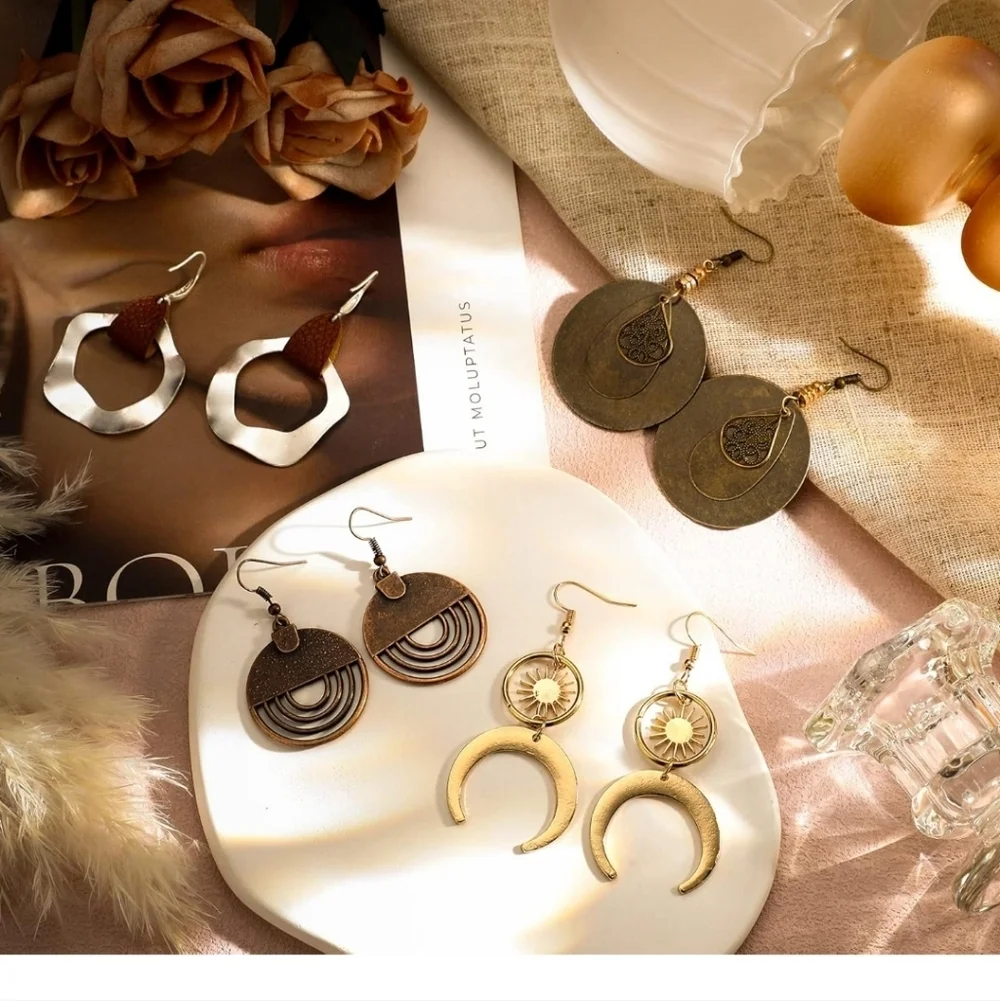 Elegant Gold and Brown Earrings Set